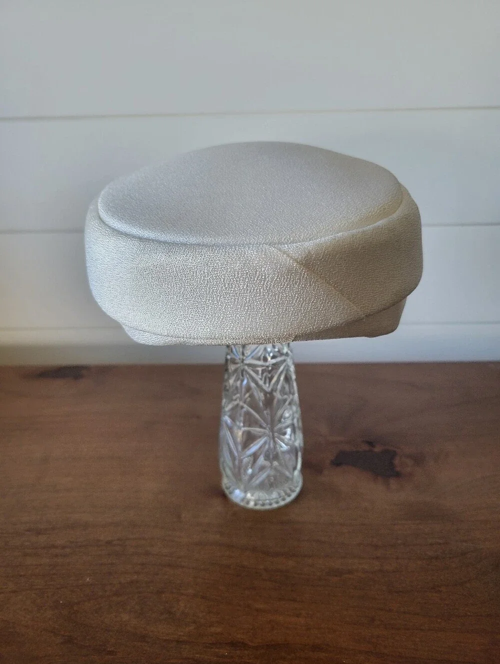Vintage Ivory Pillbox Hat with Bow Cream Bridal Wedding Church Fascinator